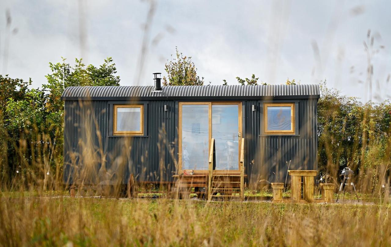 Luxury Shepherd Hut In The Peak District Bakewell Exteriör bild